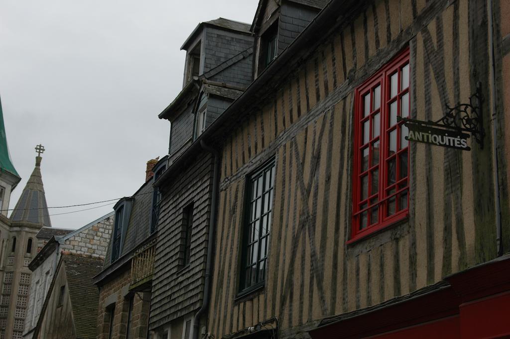 Numero CINQ Domfront  Exterior foto