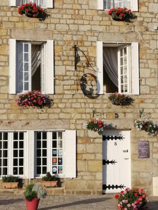 Numero CINQ Domfront  Exterior foto